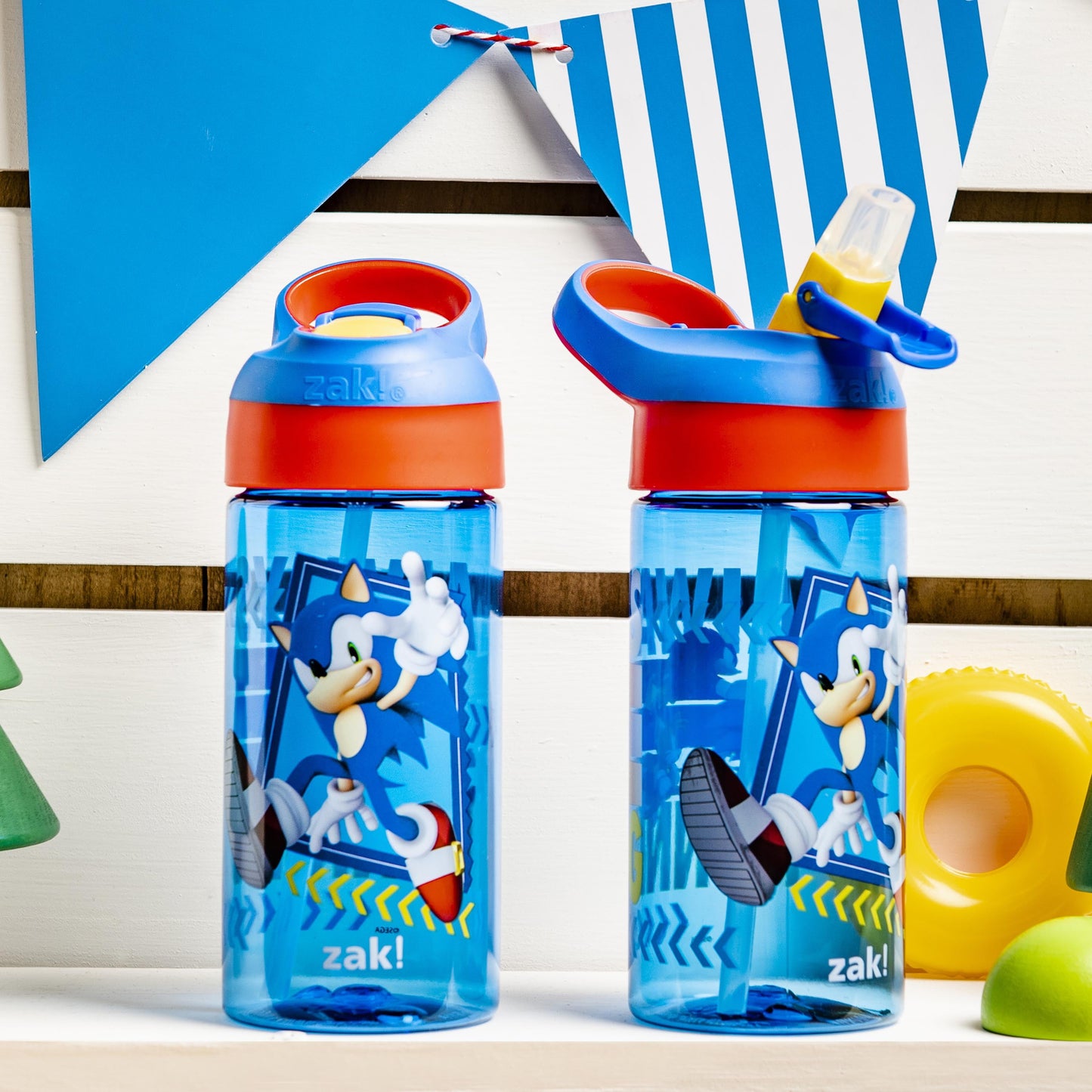 17.5Oz Sonic the Hedgehog Kids Water Bottle with Spout Cover and Built-In Carrying Loop, Made of Durable Plastic, Leak-Proof Design for Travel (17.5 Oz, Pack of 2)