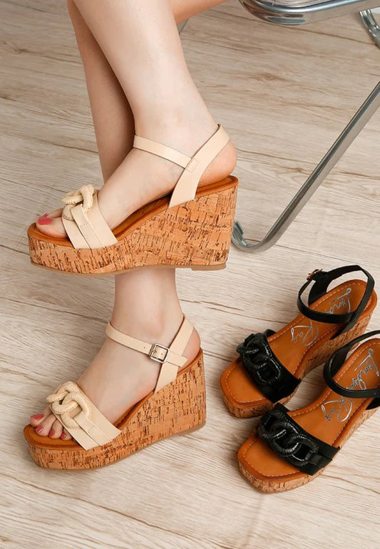 Emelda Cushion Chain Pin Buckle Wedges